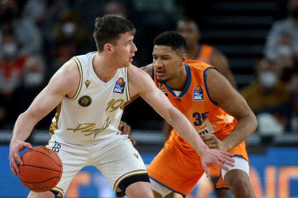 9年亚洲杯 9年亚洲杯