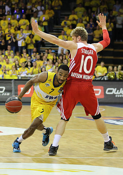 线条表现出 线条表现出